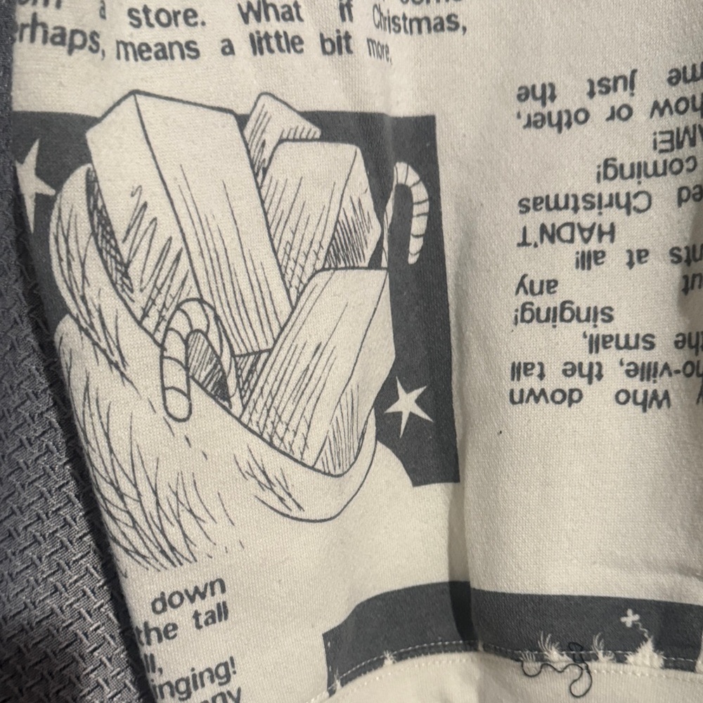 Grinch Graphic Sweatshirt - Picture 6 of 9